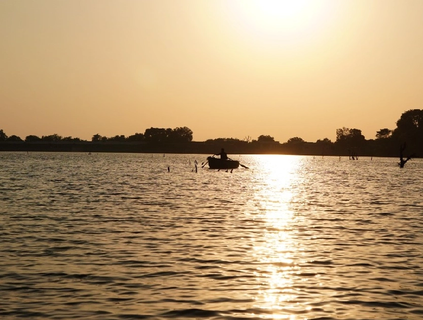 Sunset at Chhatrasagar in rural Rajasthan, India