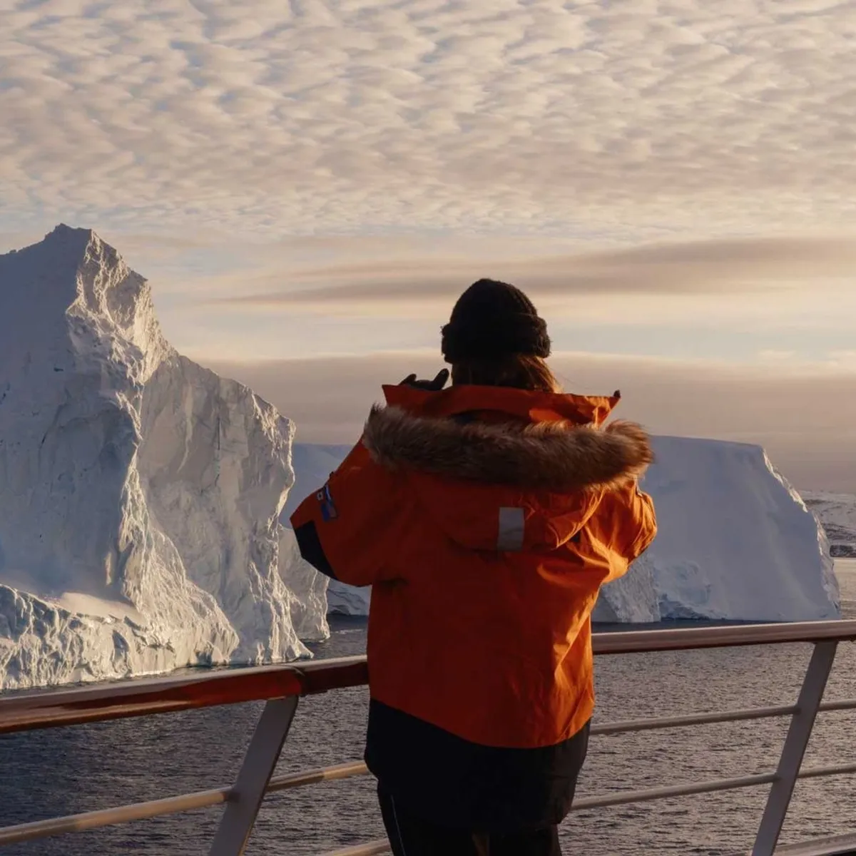 Antarctica Express - Fly Cruise