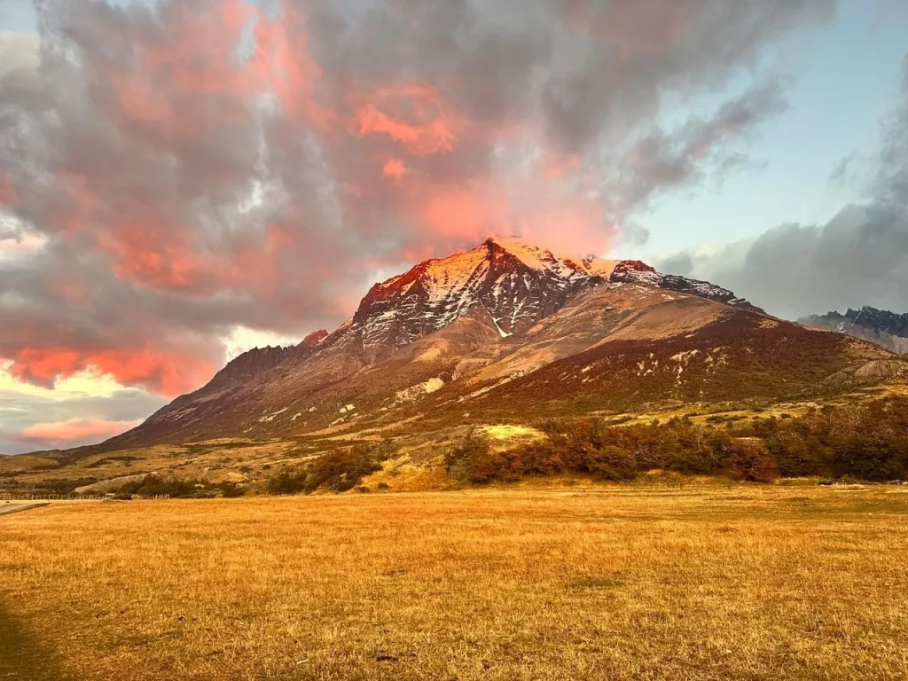 The incredible vivid colours of Autumn in Patagonia