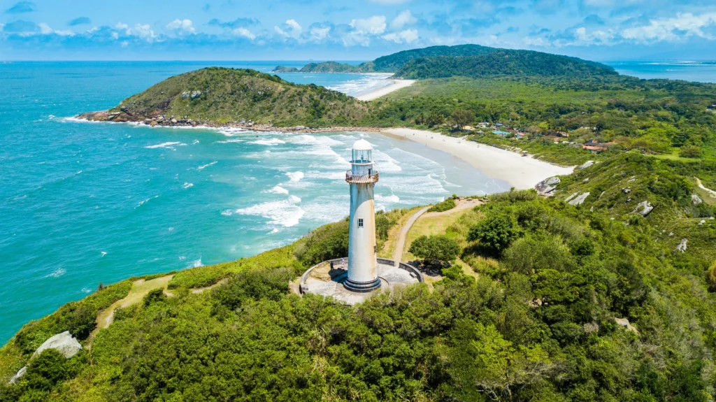 The famous lighthouse overlooking the beaches of Ilha Do Mel